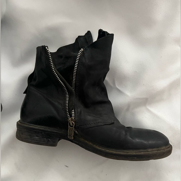 AS98 black leather moto boot good condition; lots of life left - Picture 5 of 5